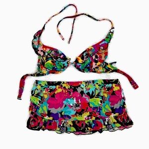 Kenneth Cole Reaction Two Piece Floral Swimsuit Size M